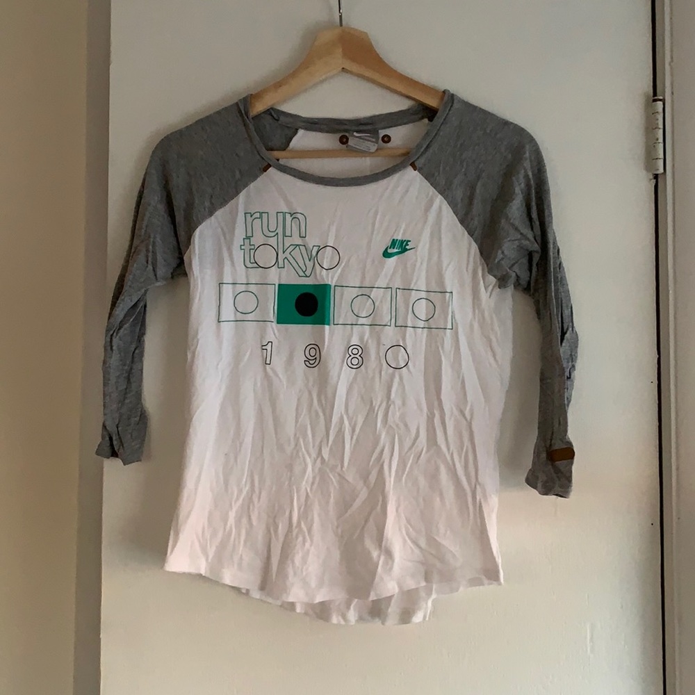 NWOT Nike sport top